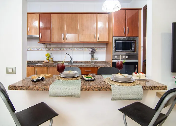 Boreas Paradise طوستا ديل سيلونثيو