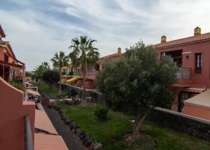 Boreas Paradise طوستا ديل سيلونثيو